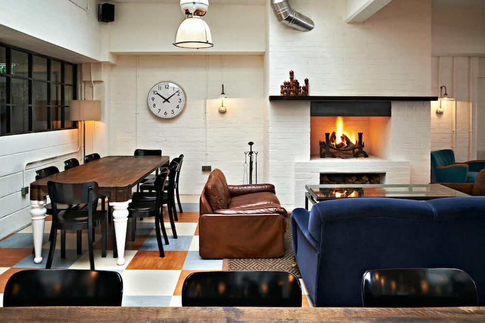 2018 Fireplace Remodel Cost | Fireplace Renovation Cost Fireplace remodeling prices vary by projects. See how to saved on your fireplace remodel. Then